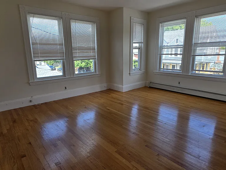 23 Townsend St #B — Photo 12