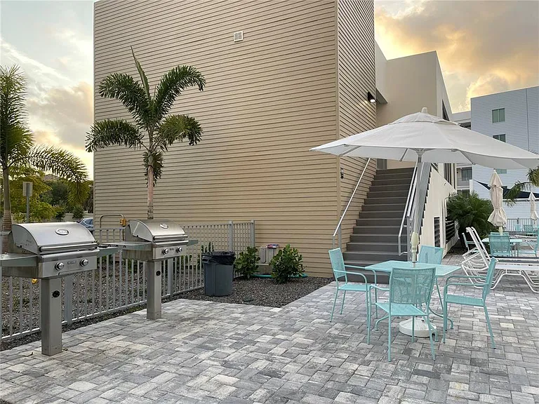 1709 N Tamiami Trl #208 — Photo 22