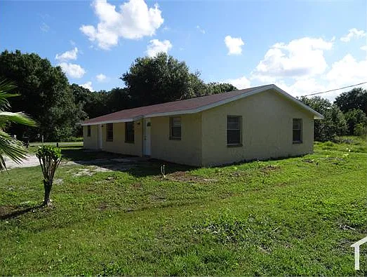 2 bed, 798 sqft, $1,595 — Photo 1
