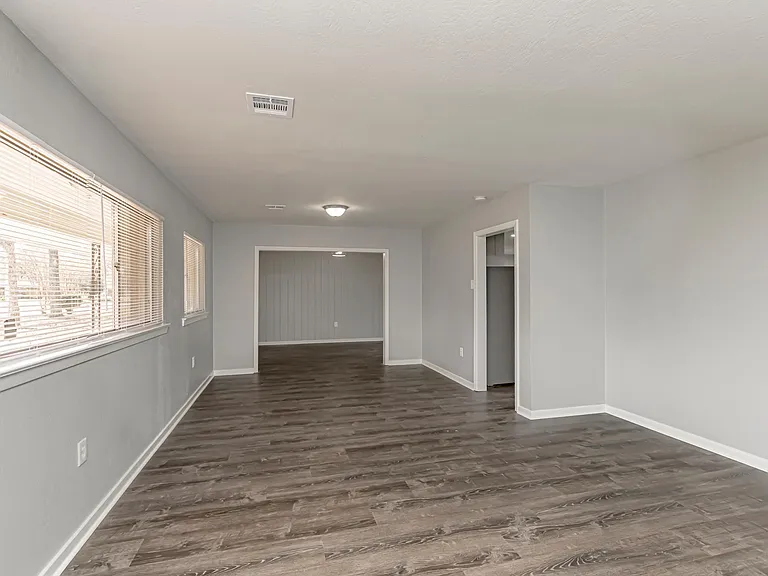 11755 Robin Hood Dr — Photo 12