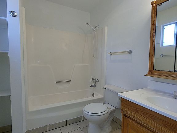 4th image of 1111 Amherst Dr SE #10