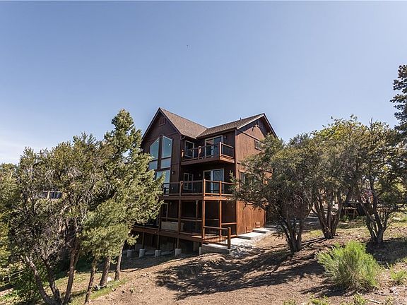 3rd image of 375 Starlight Cir