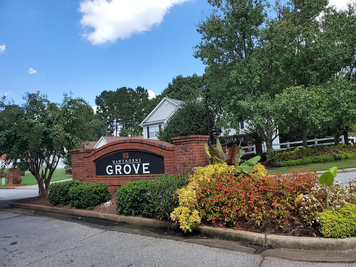 HOA Subdivision - 967 Forest Gln