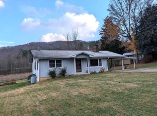 256 Bill Dalrymple Rd, Franklin, NC 28734