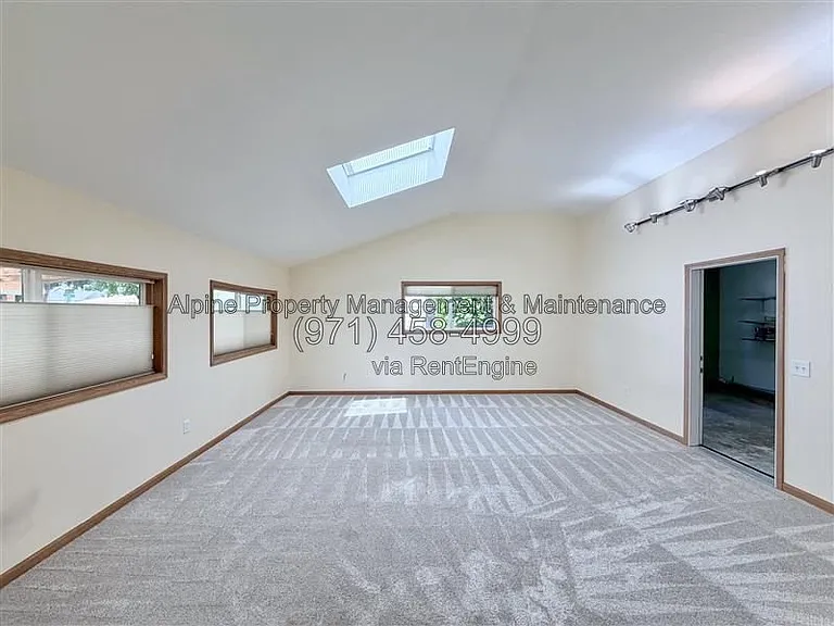 4670 SW 160th Ave — Photo 11