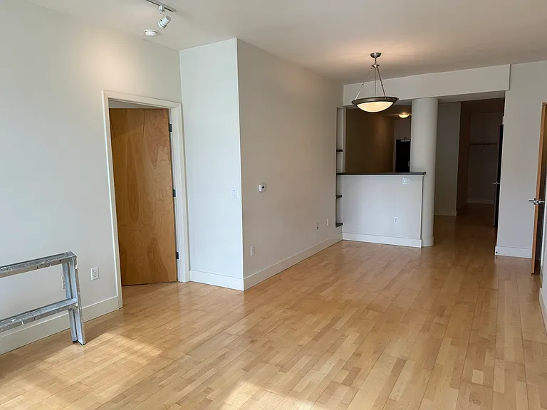 1630 California Street — Photo 33