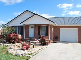 849 Gladstone Rd, Mocksville, NC 27028