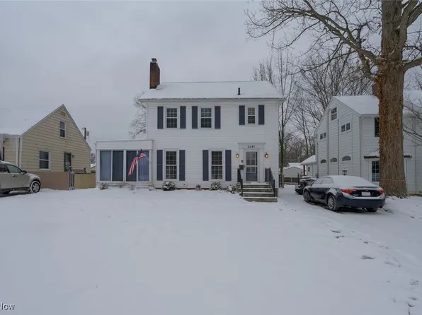 2341 16th St, Cuyahoga Falls, OH 44223