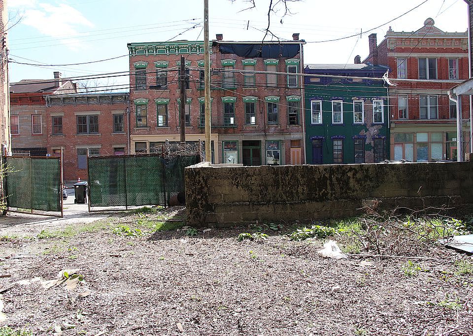 2nd image of 460-464 W McMicken Ave
