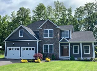 25 Peckham Farm Dr, Newington, CT 06111