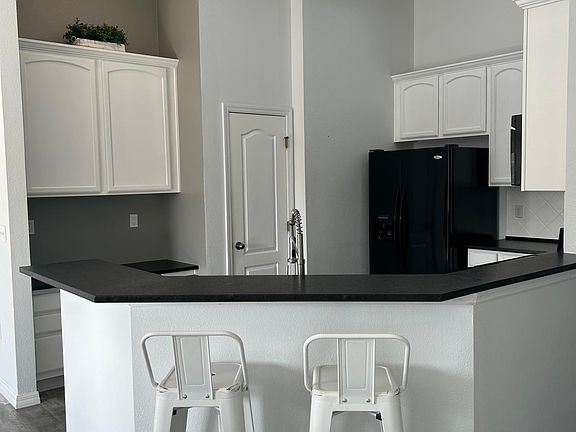 Newer kitchen with granite tops