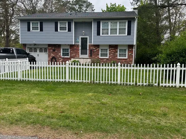 312 Iroquois Trl, Browns Mills, NJ 08015