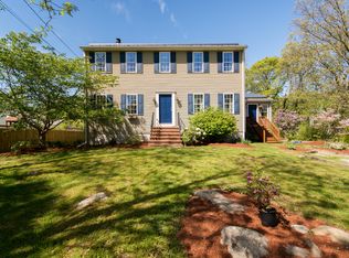 83 Rowley St, Swansea, MA 02777