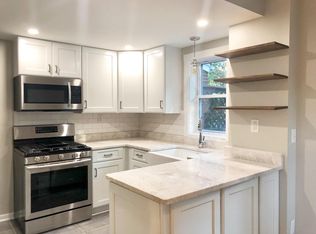 2723 Albemarle Dr, Alexandria, VA 22303