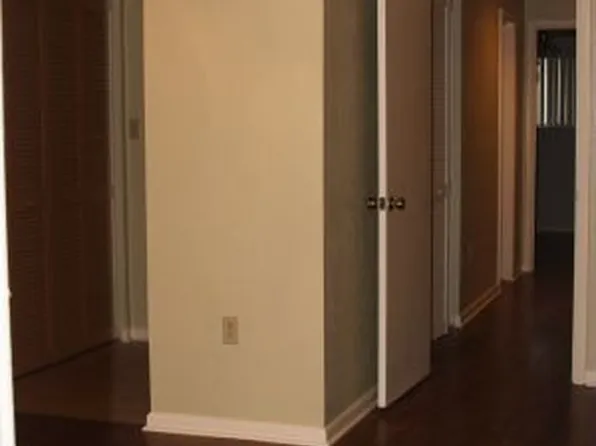 1452 SW 25th Pl, Gainesville, FL 32608