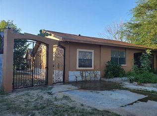 403 W Croydon Pl, Laredo, TX 78045