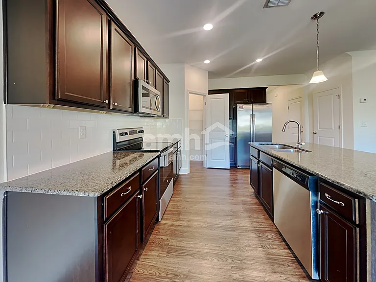 3044 Eagle Bluff Way — Photo 3