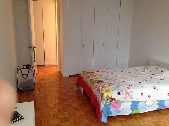 5th image of 500 W 43rd St APT 23C