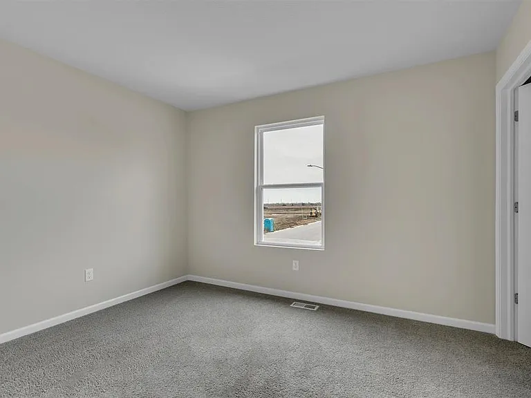 2706 S Cypress St — Photo 16