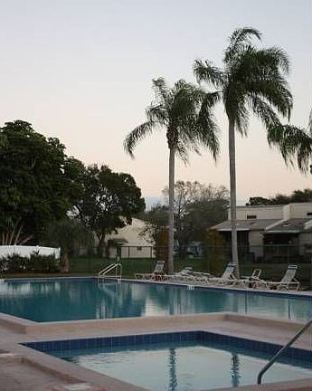 Pool & Hot Tub