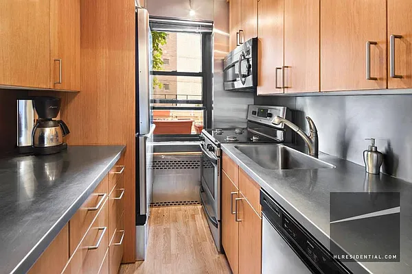 Sold by Highline Residential | media 5