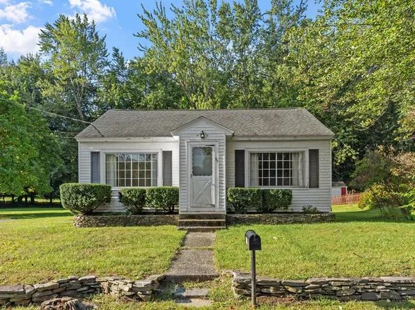 95 West St, Lunenburg, MA 01462