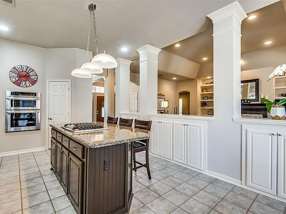 5th image of 2525 Sir Percival Ln