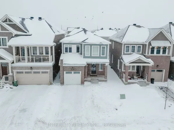 124 Hackamore Cres, Ottawa, ON K0A 2Z0