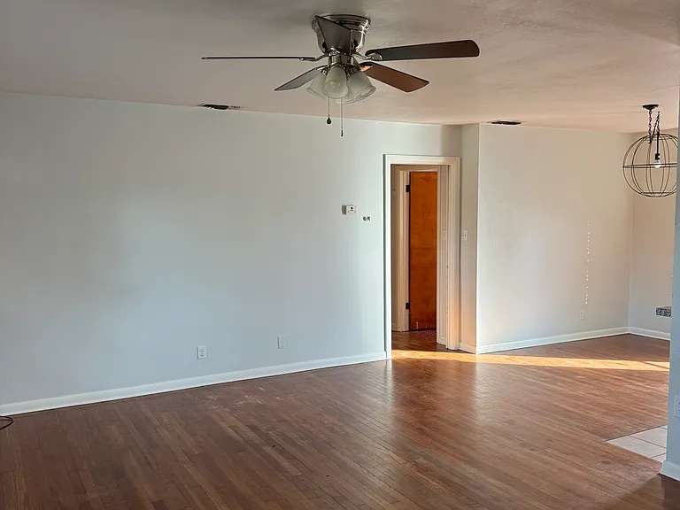 619 Highland Ave — Photo 3
