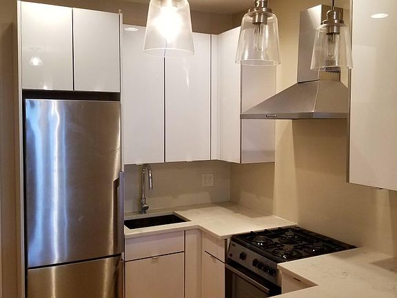 5th image of 53 Monitor St APT 3