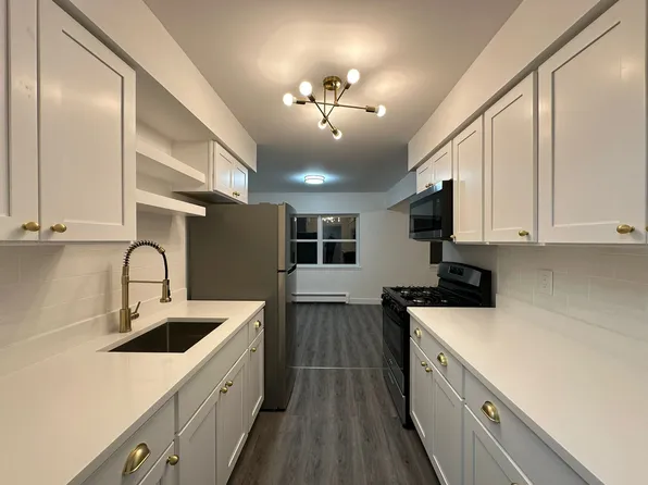 550 Washington Ave #11, Belleville, NJ 07109