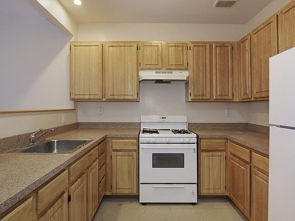 4th image of 289 Nostrand Ave APT 3