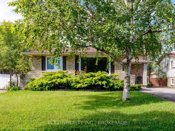 29 Tupper Dr, Thorold, ON L2V 4B8