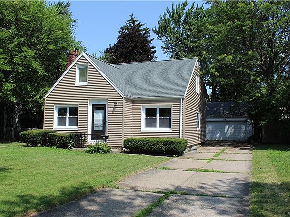 2nd image of 71 Mona Dr