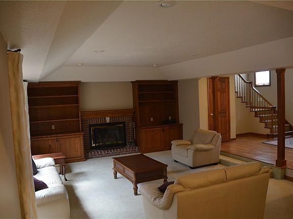 4th image of 2414 Overlook Dr