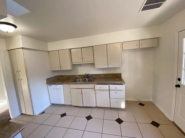 44614 2nd St E — Photo 10