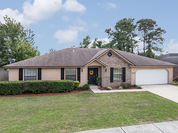 2nd image of 12530 Dragonfly Ln N