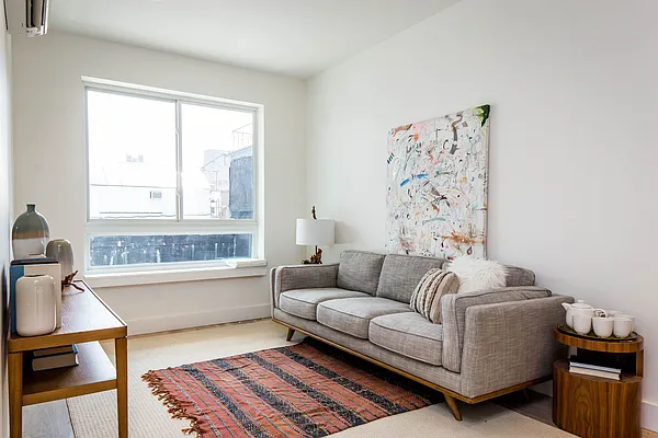 Rented by Nooklyn NYC LLC | media 46