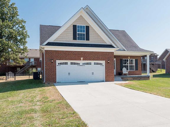 3rd image of 135 Legacy Ct