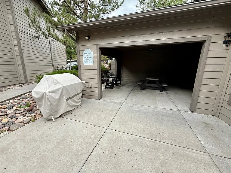 Forest Meadows Apartments — Photo 21