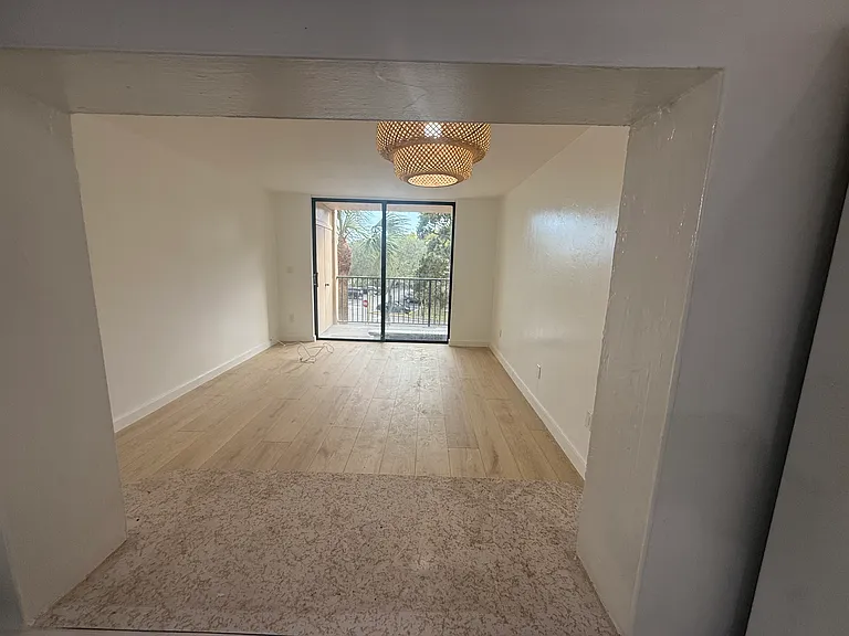14211 N Kendall Dr #311 — Photo 4
