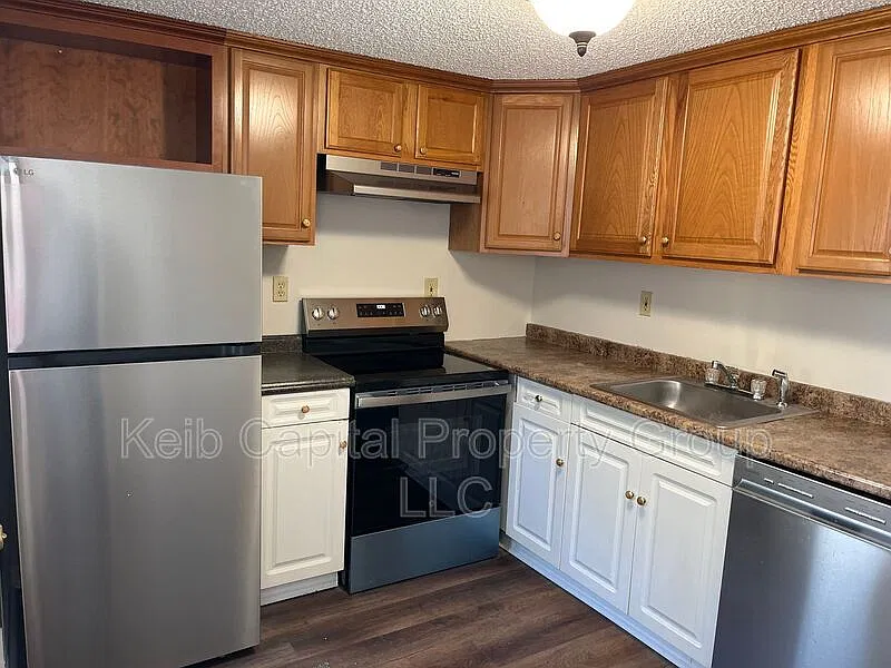 2 bed, 1.0 bath, $1,575 — Photo 1