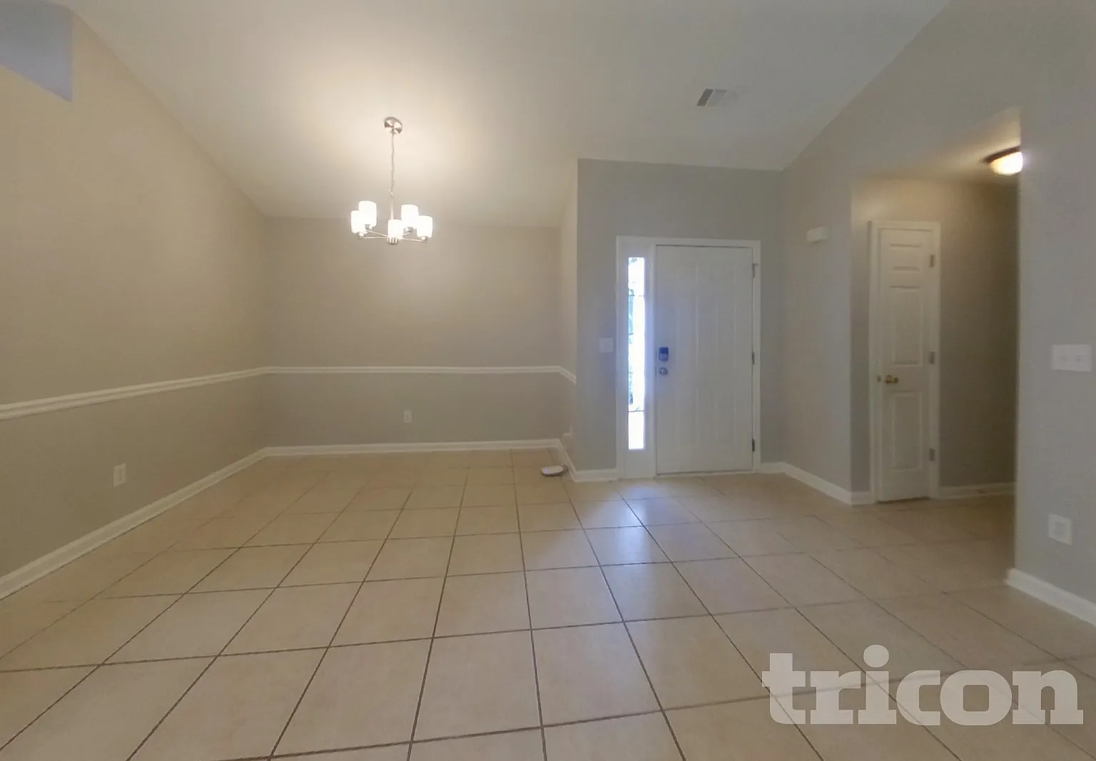 923 Laurel Green Lane Sugar Hill GA — Photo 4