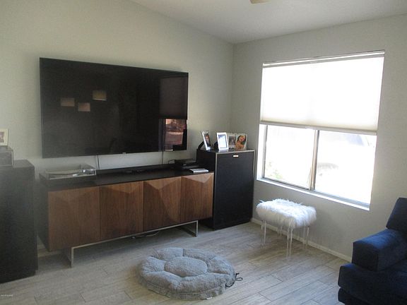 5th image of 1906 N Circulo De La Cienega Unit 1670
