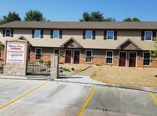 307 Meadow Dr, Troy, IL 62294