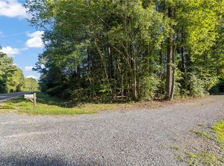 26 John Clayton Memorial Hwy, North, VA 23128