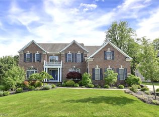 6280 Williams Dr, Broadview Heights, OH 44147
