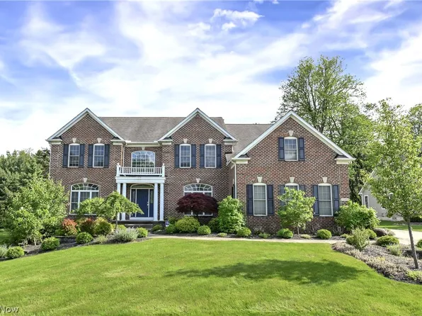6280 Williams Dr, Broadview Heights, OH 44147