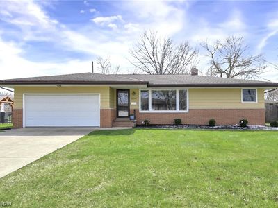 13397 Cherokee Trl, Middleburg Heights, OH, 44130