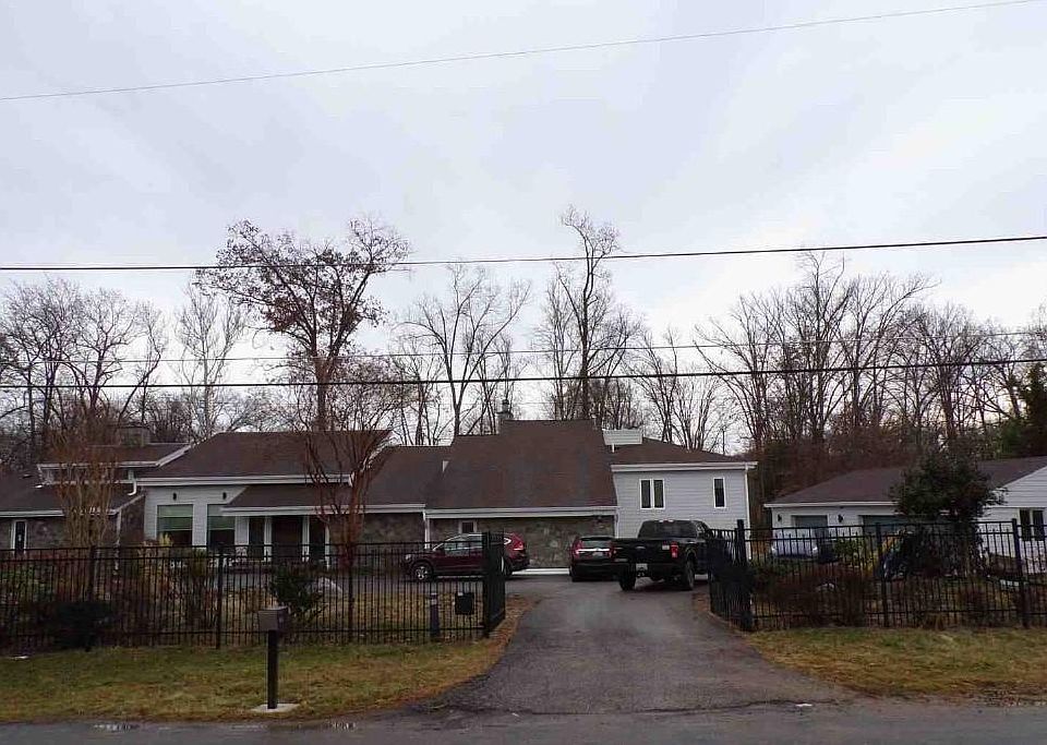 Entire House Front View. ADU is the left most portion of the house